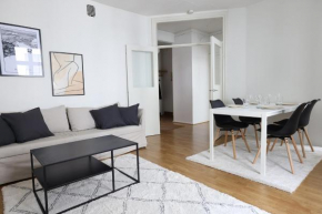 2ndhomes Cozy and Quiet 2BR Apartment by the Esplanade Park in Helsinki